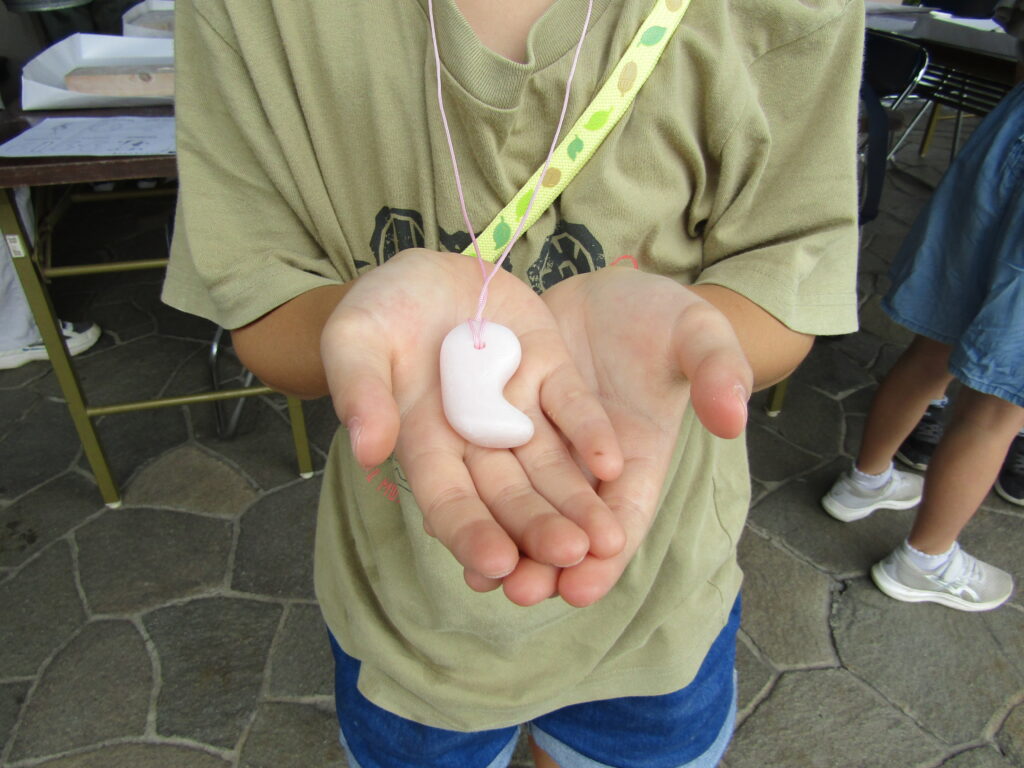 これが完成した勾玉！